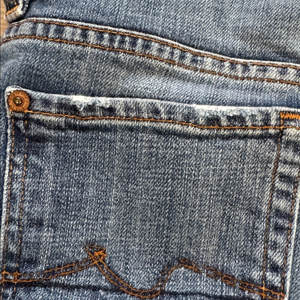 7 For All Mankind classic blue denim straight leg jeans. - Picture 15 of 15